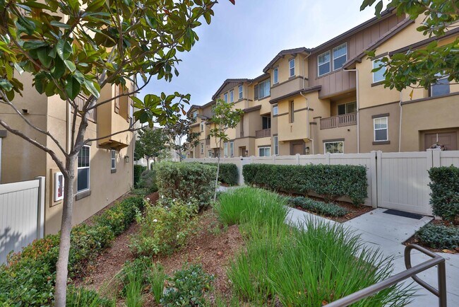 Primary Photo - 5460 San Roberto