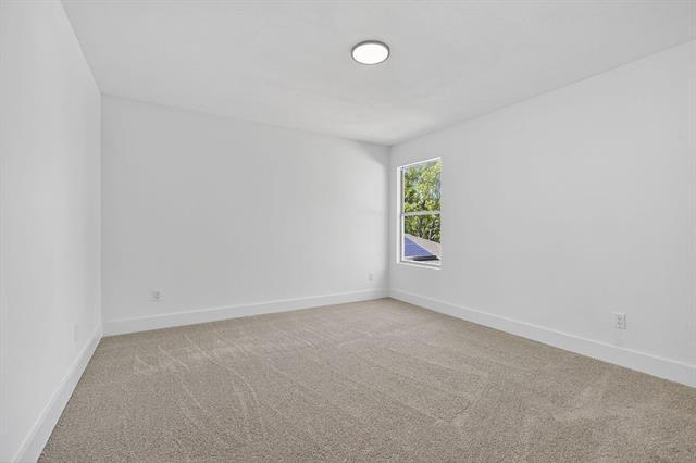 Building Photo - 4241 Meadowknoll Dr