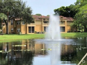 Building Photo - 4807 Via Palm Lakes