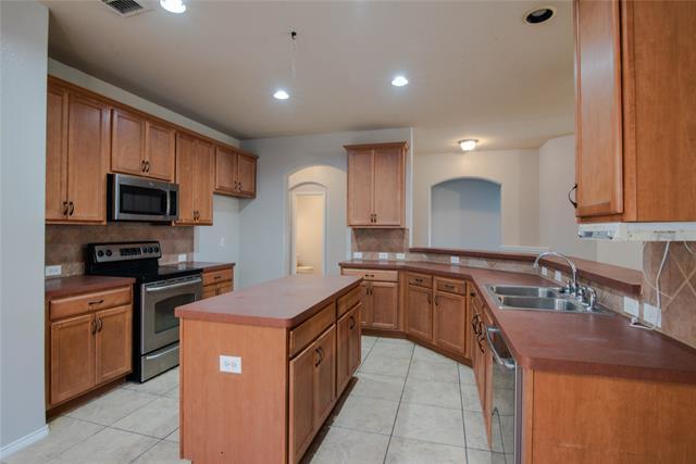 Building Photo - 1105 Concan Dr