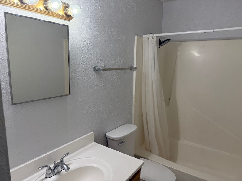 Building Photo - 4101 Delaware Ave