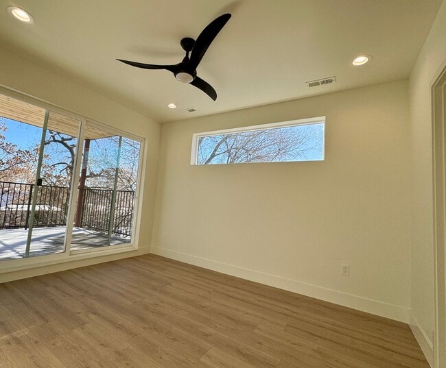 Building Photo - 1275-1279 Meade St