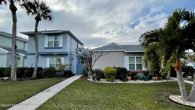 Building Photo - 1425 Malibu Cir NE