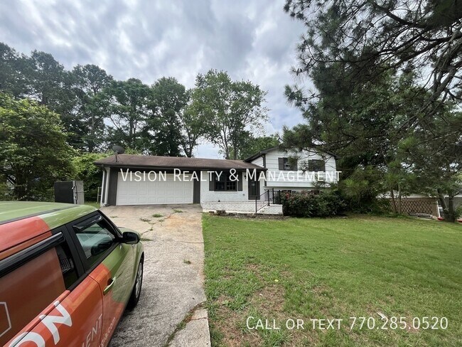Building Photo - 153 Carroll Cir