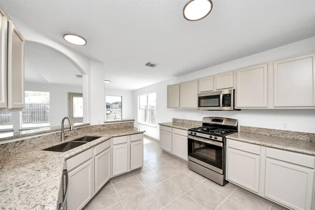 Building Photo - 6706 Hayman Dr