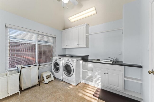 Building Photo - 1622 Cottage Landing Ln