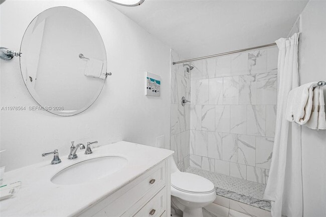 Building Photo - 5101 Collins Ave