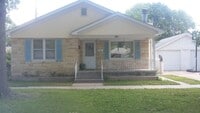 Building Photo - 1511 N Cleburn St