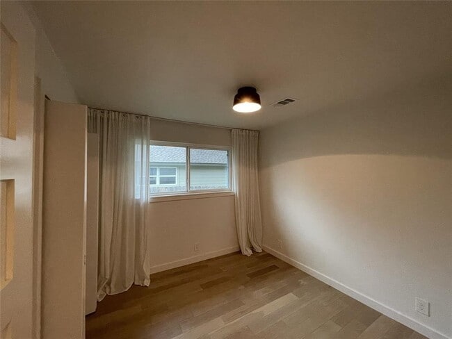 Building Photo - 9908 Brasher Dr