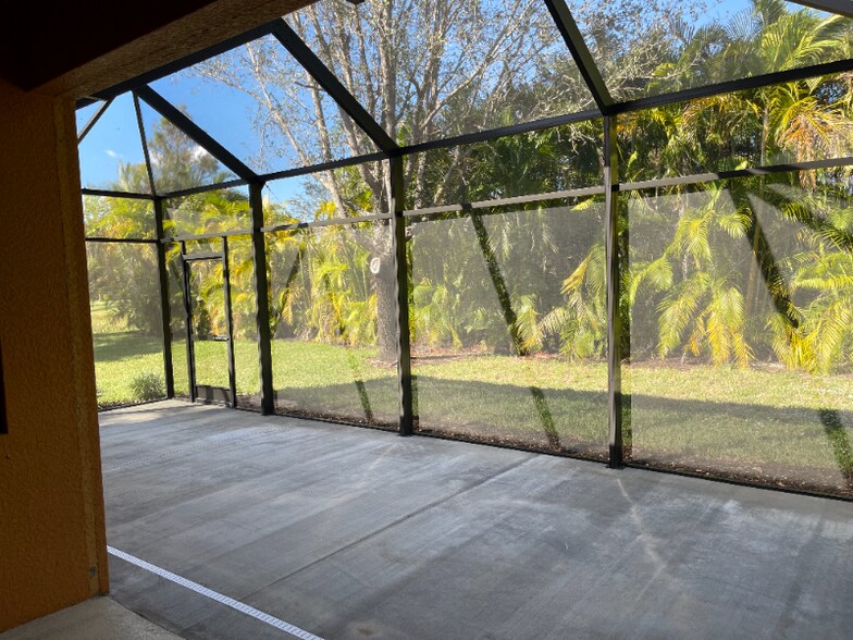 Building Photo - 3704 Costa Maya Way