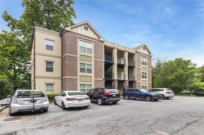 Building Photo - 1903 Anjaco Rd NW