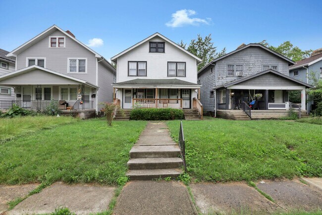 Building Photo - 657-659-659 S Burgess Ave