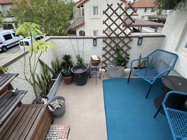 Building Photo - 26211 La Real