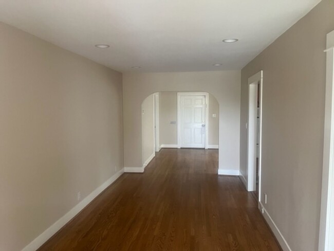 Building Photo - FULLERTON 3 BEDROOM 2 BATH $3775 WITH GARA...