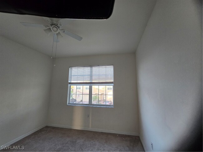 Building Photo - 2760 Blossom Wy