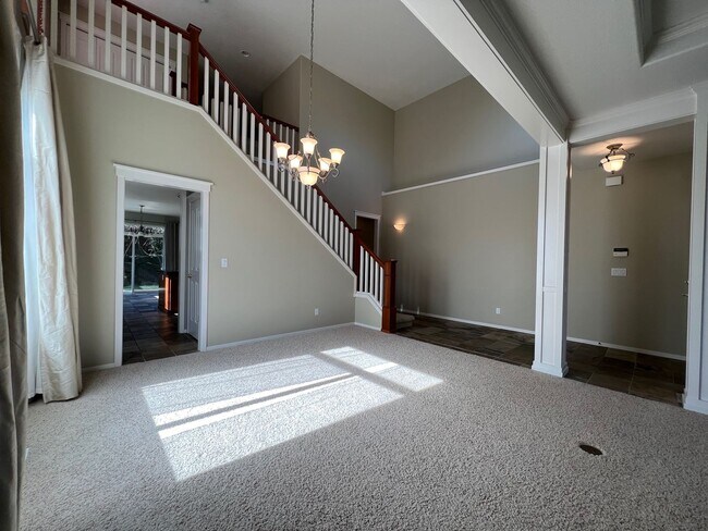 Building Photo - 3593 NW Lansbrook Terrace