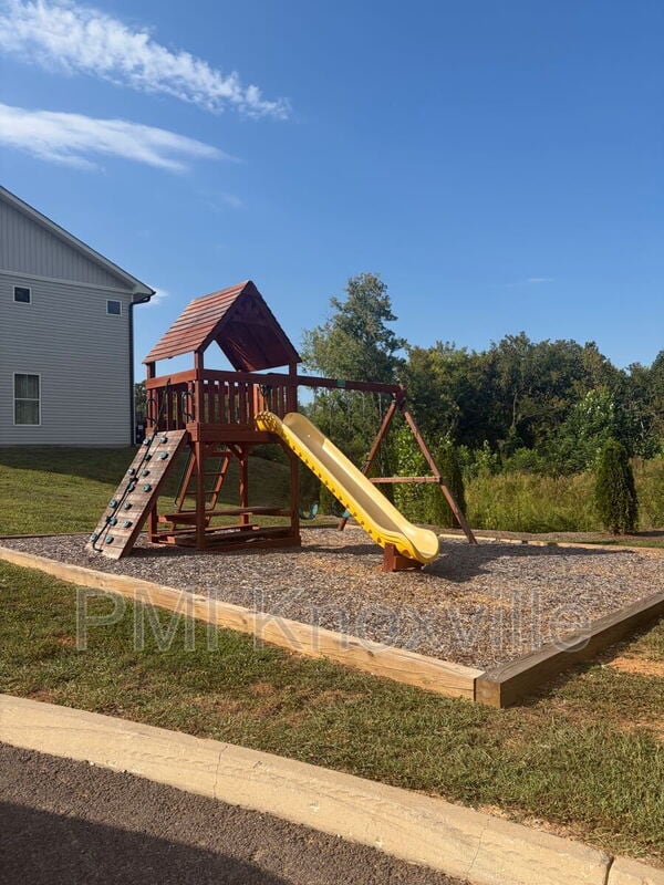 Building Photo - 8413 Whisper Ln