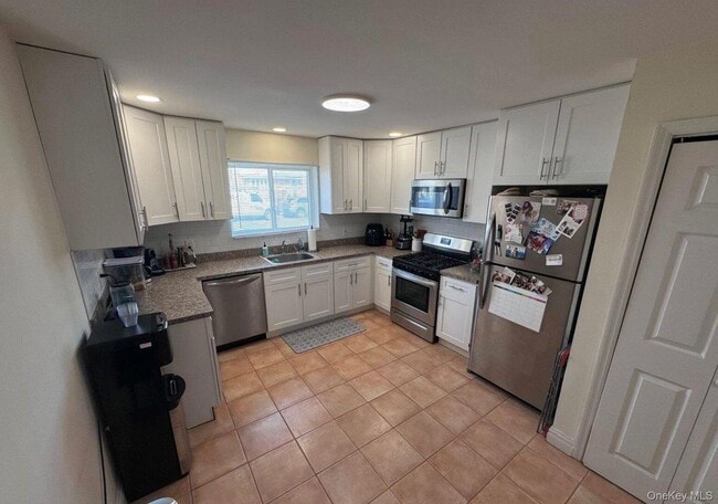 Building Photo - 518 E Penn St