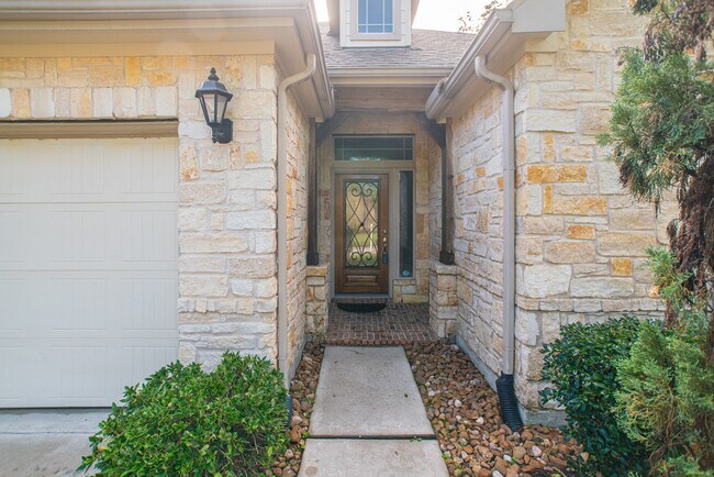 Building Photo - 7 Deer River Cir