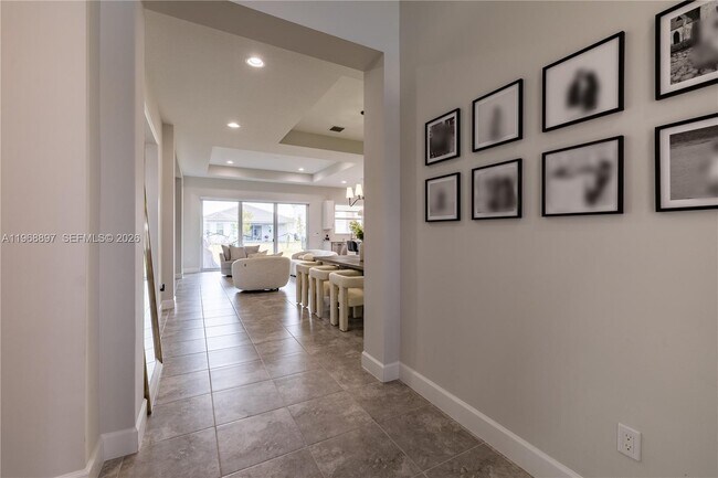 Building Photo - 13939 Prickly Cone Cv