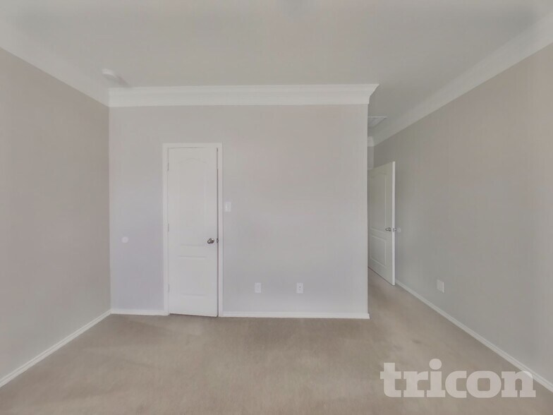 Building Photo - 10019 Placid Bay