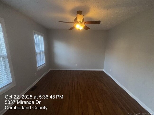 Building Photo - 5337 Miranda Dr