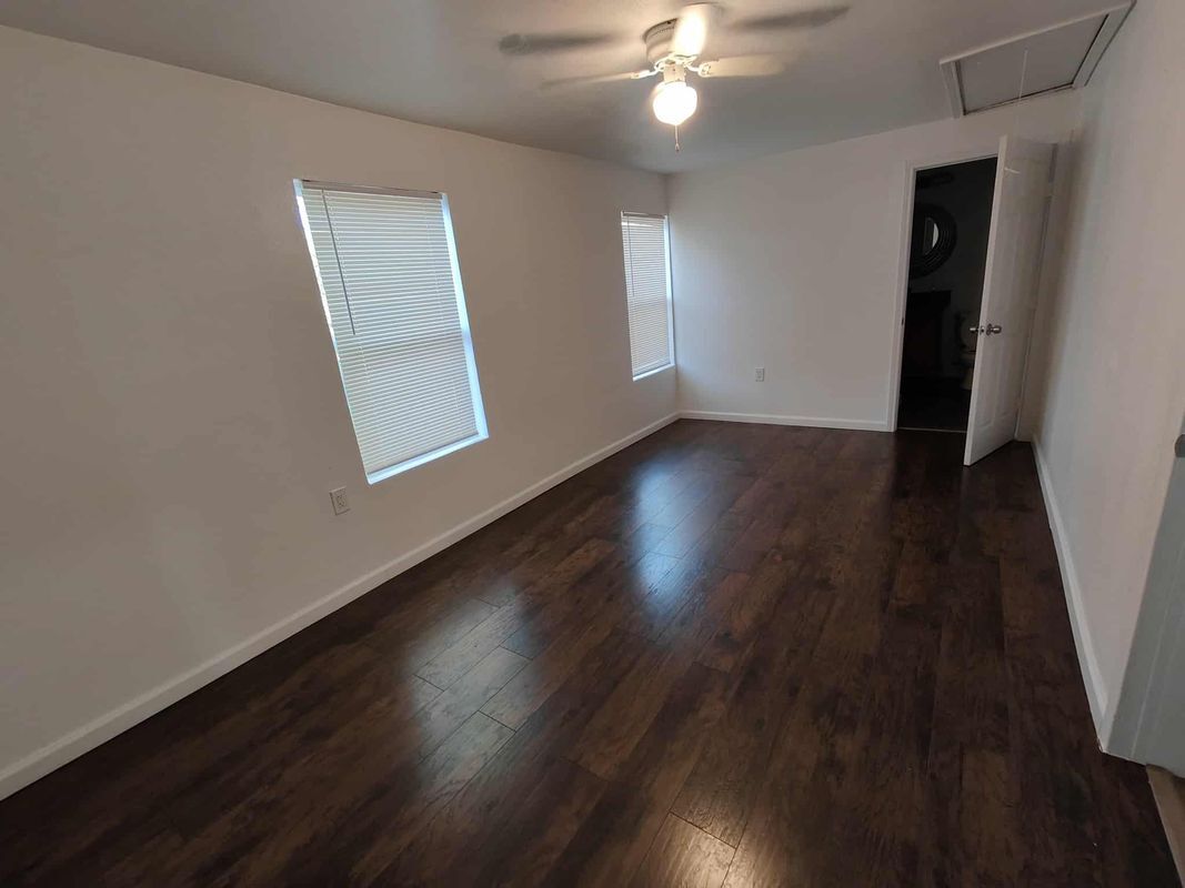 Building Photo - 2605 Birmingham Ave