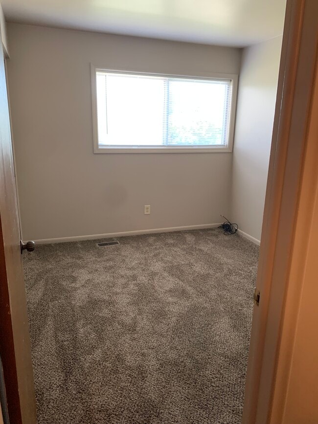 Bedroom 2 - 4111 Charter Oak Dr