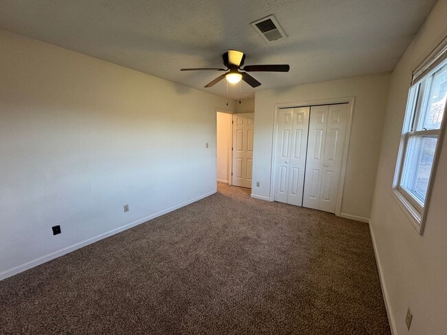 Building Photo - 107 Grogan Cir