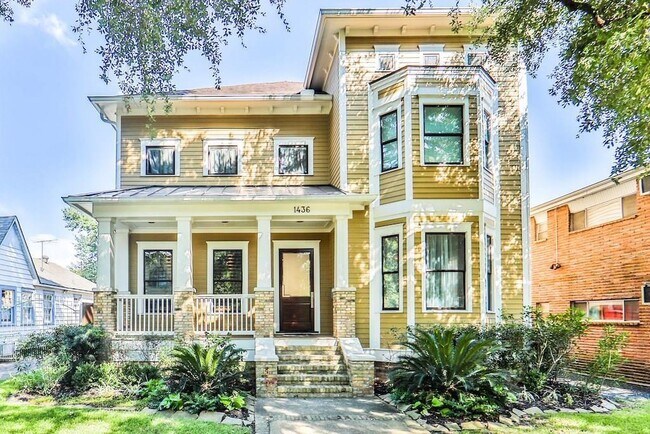 Primary Photo - 1436 Harvard St
