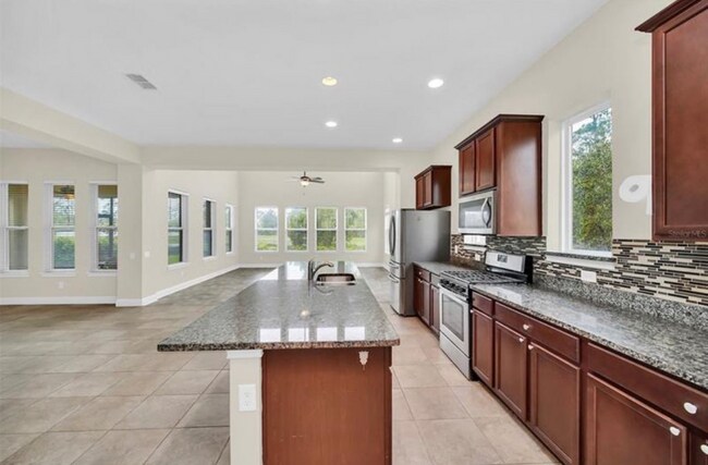 Building Photo - 12345 Aldford Dr