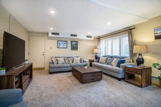 Building Photo - 1705 Captain Molly Dr