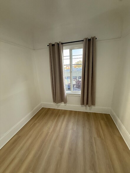 Building Photo - 2055 Berkeley Way