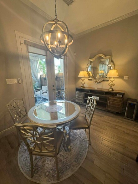 Building Photo - 38 Jarvis Row Cir