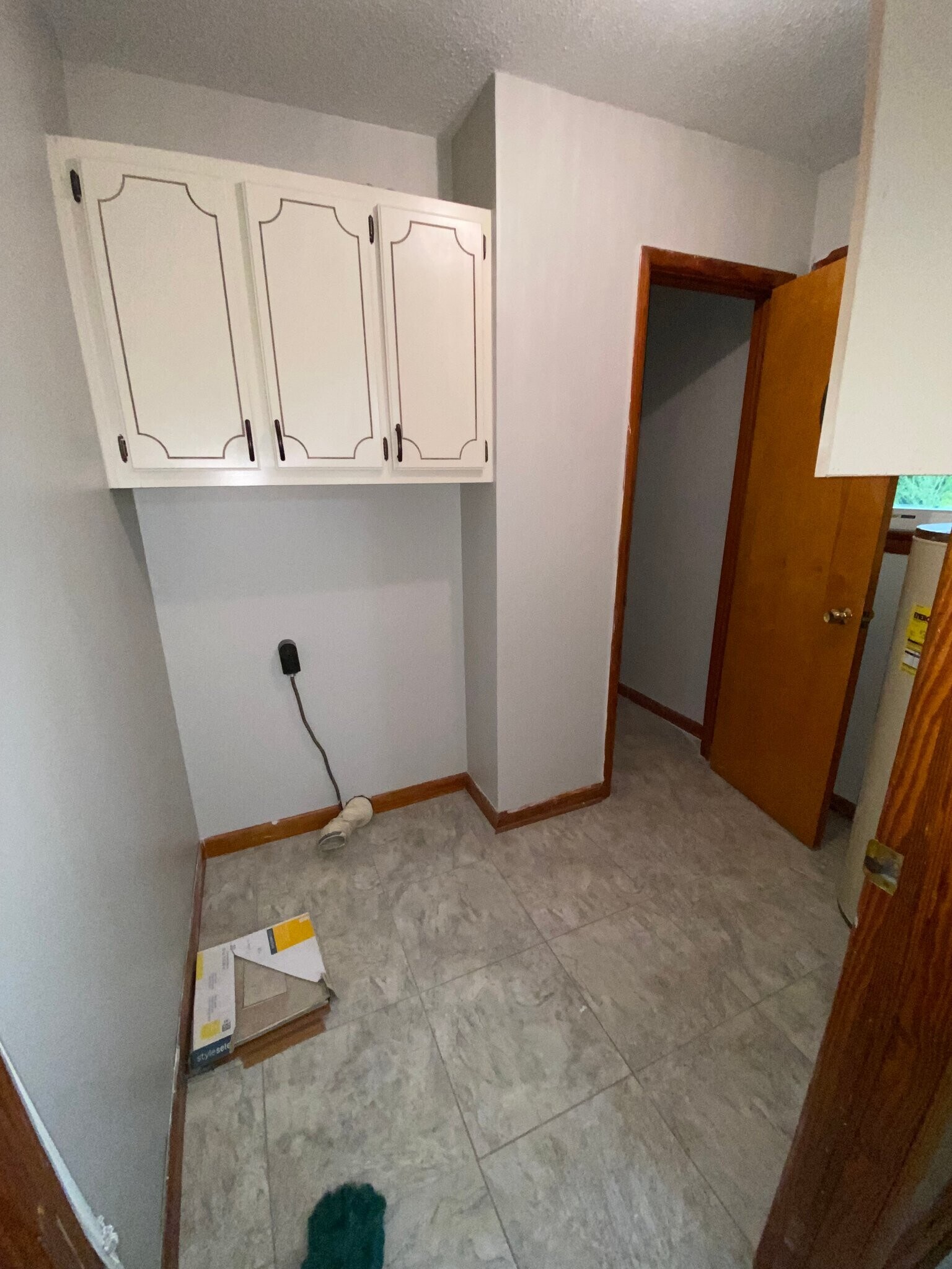 Building Photo - 117 Camellia Dr