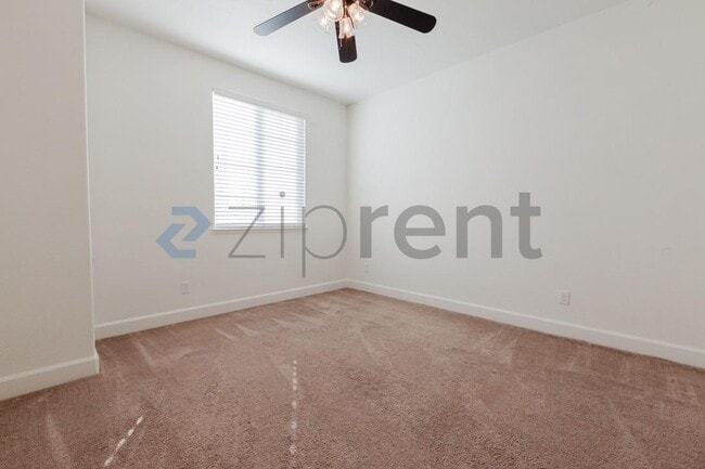 Building Photo - 873 Willow Bridge Dr