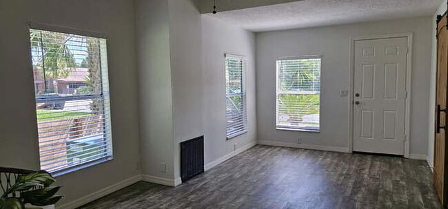 Building Photo - Modern Comfort Meets Classic Charm – 2/2 H...
