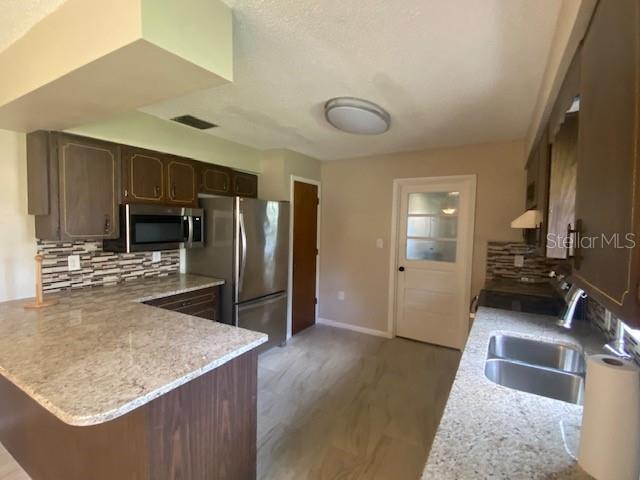 Building Photo - 535 Windermere Dr