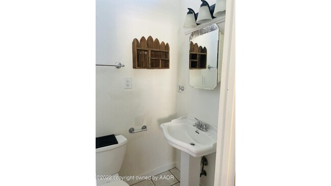 Building Photo - 3414 Meadow Dr