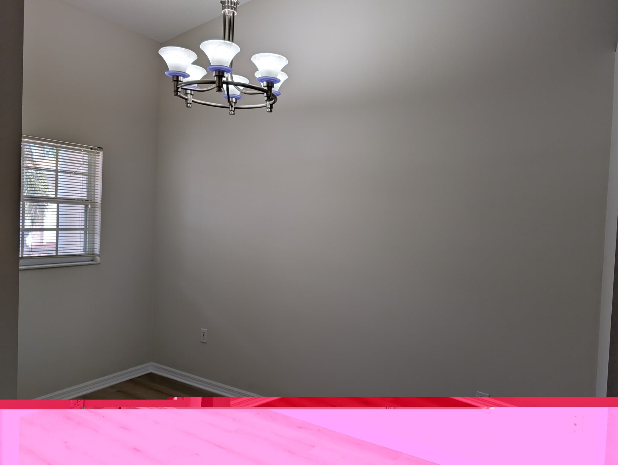 Building Photo - 4240 Central Sarasota Pky