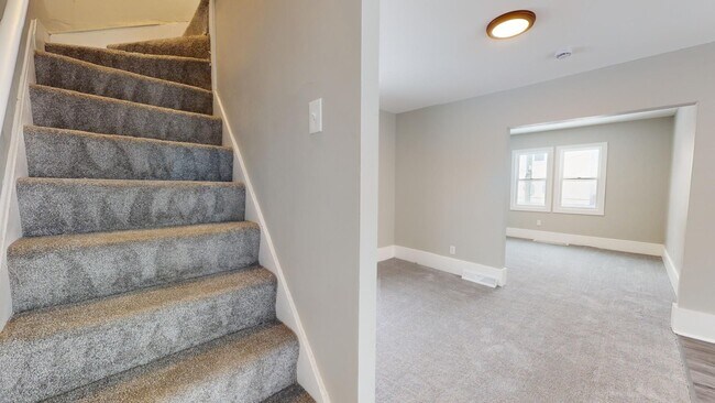 Building Photo - 3794 W 31st St