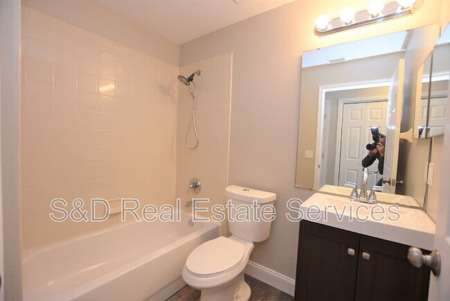 Building Photo - 3054 Buckeye Point Dr