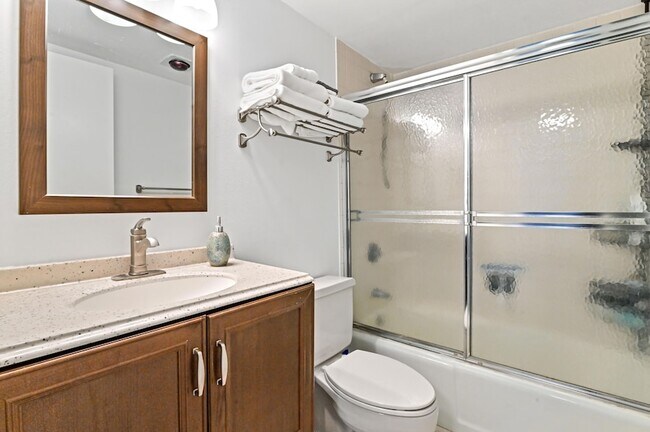 Building Photo - 2500 Presidential Way