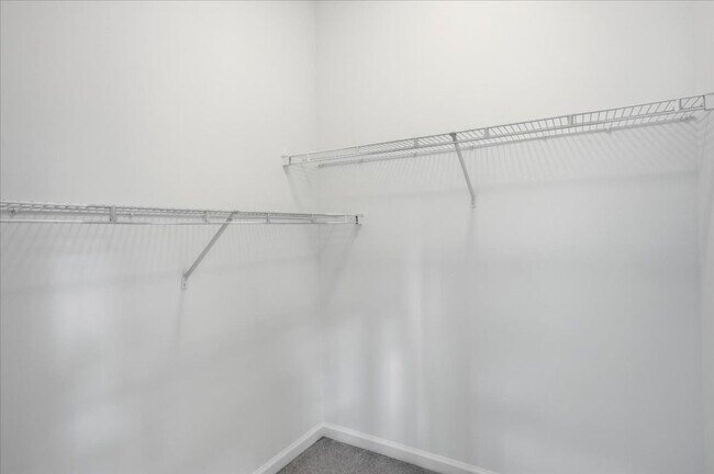 Building Photo - 1202 Walden Park Dr