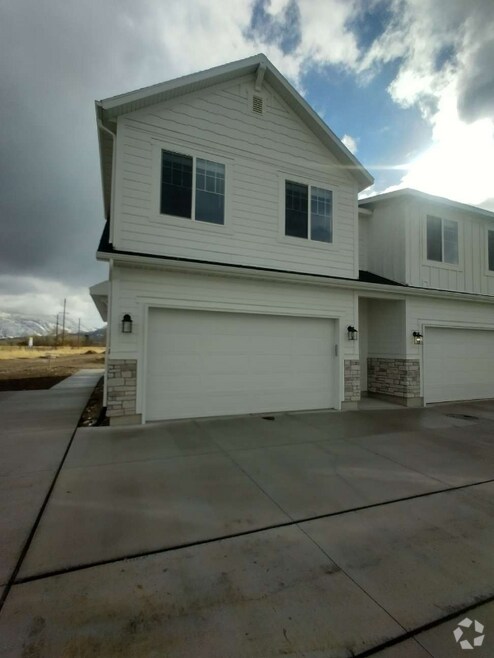 Building Photo - 2236 S 310 W