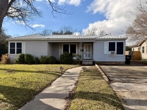 Building Photo - 1406 N 2nd St