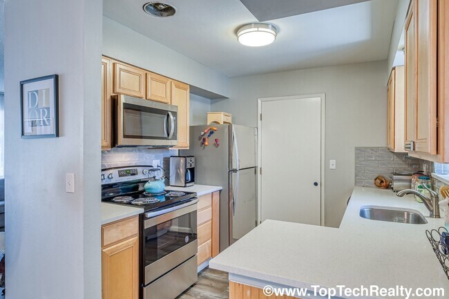 Building Photo - 14390 SW Furlong Way