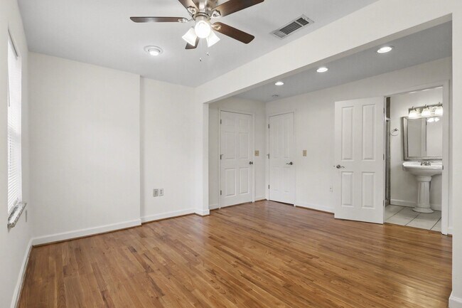 Building Photo - 3036 Peeler Rd