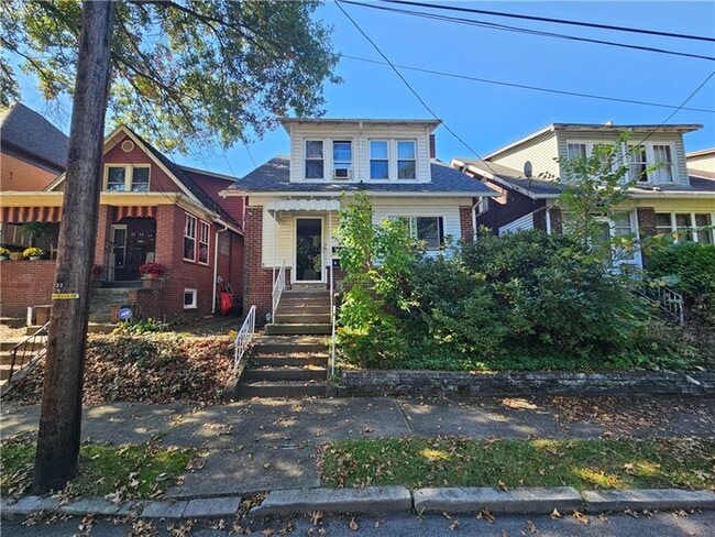Building Photo - 1127 Highland St