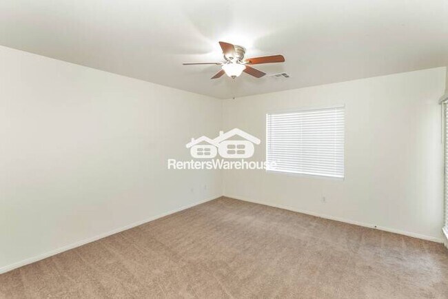 Building Photo - $500 Move-In Special!  Discover the perfec...